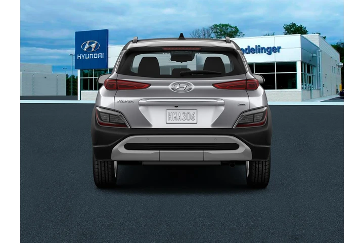 $21993 : Hyundai KONA 2023 AWD SEL 4d image 6
