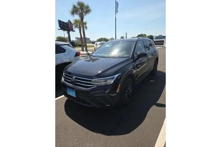 $25930 : Volkswagen Tiguan 2024 SE 4d image 8