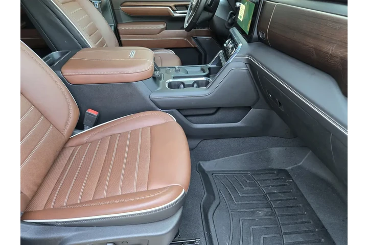 GMC Sierra 3500HD 2024 4x4 D image 10