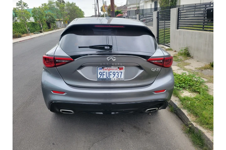 $11500 : 2017 INFINITY QX30 SPORT image 7