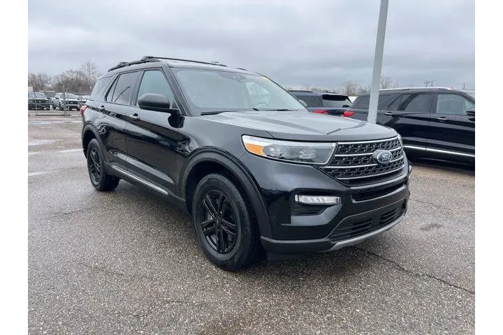 $32999 : Ford Explorer 2024 AWD XLT 4 image 3