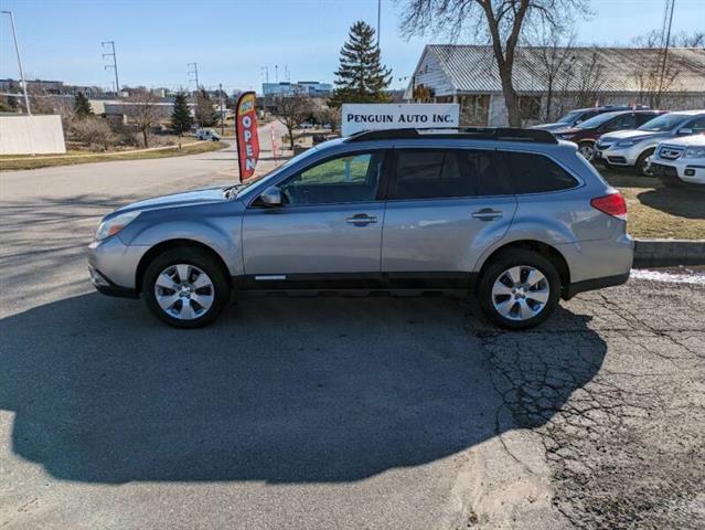 $5990 : 2010 Outback 2.5i Limited image 3