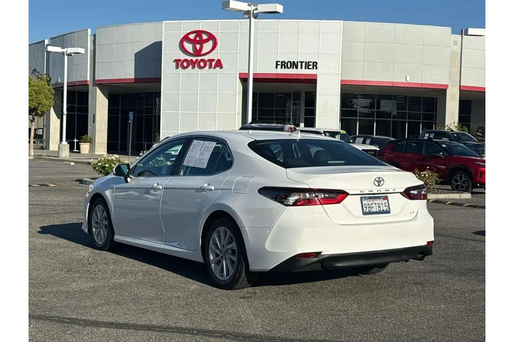 $23706 : Toyota Camry 2022 LE 4dr Sed image 5