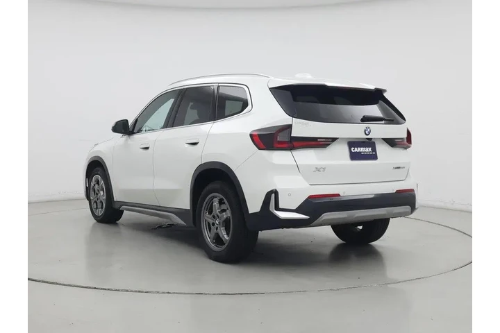 $31998 : BMW X1 2024 AWD xDrive28i 4d image 2