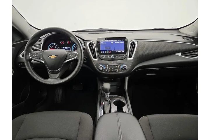 $15998 : Chevrolet Malibu 2023 LT 4dr image 9