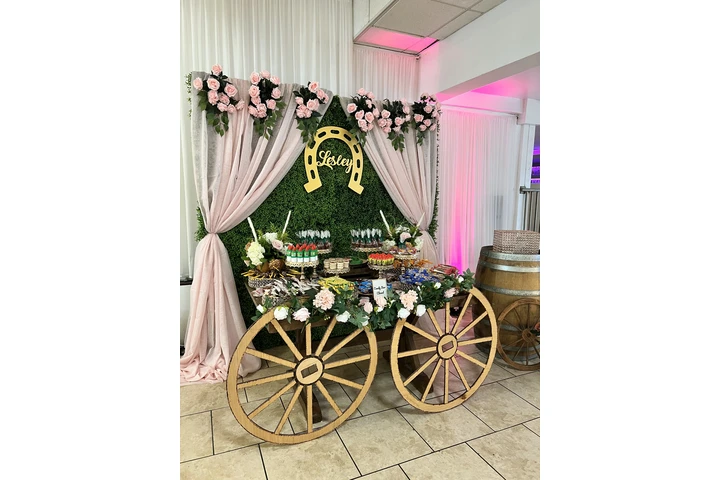Thee Chateau Banquet Hall image 8
