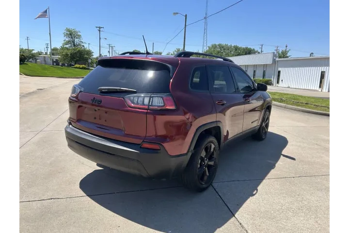 $8900 : 2020 Cherokee Latitude Plus image 7