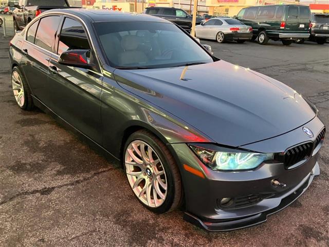 $7999 : 2012 BMW 3 Series image 8