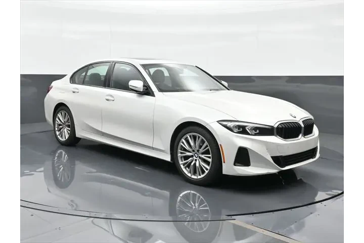 $39981 : BMW 3 Series 2023 330i 4dr S image 1