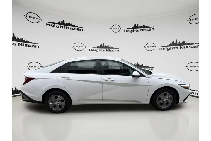 $20190 : Hyundai ELANTRA 2025 SE 4dr image 8