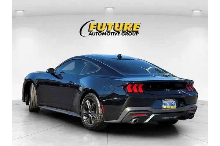 $31889 : Ford Mustang 2025 EcoBoost 2 image 8