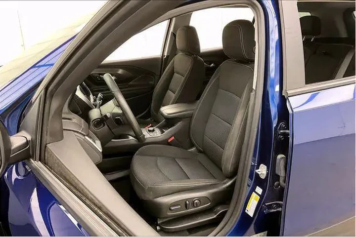 $24995 : GMC Terrain 2023 AWD SLE 4dr image 8