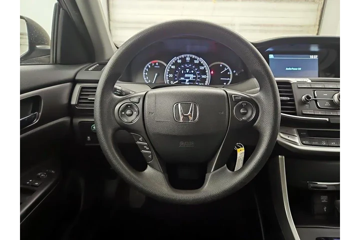 $17998 : Honda Accord 2015 LX 4dr Sed image 10