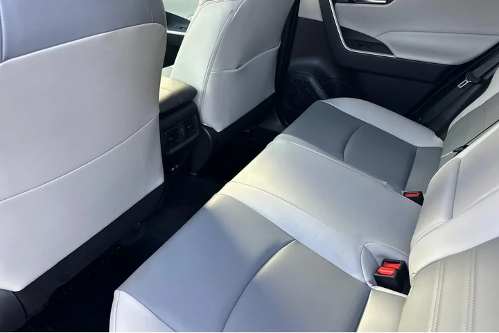 $37000 : Toyota RAV4 Hybrid 2024 AWD image 8