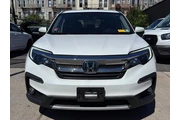 $25495 : Honda Pilot 2022 AWD EX-L 4d thumbnail