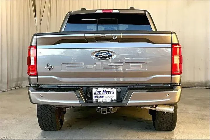 $28531 : Ford F-150 2021 4x4 XLT 4dr image 3