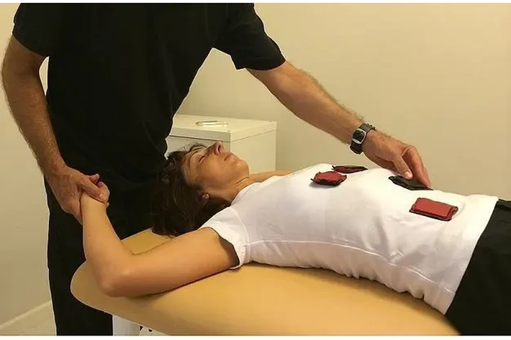 Quiropraxia sin dolor y medici image 3