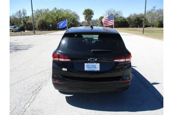 $18695 : Chevrolet Equinox 2023 LS 4d image 6