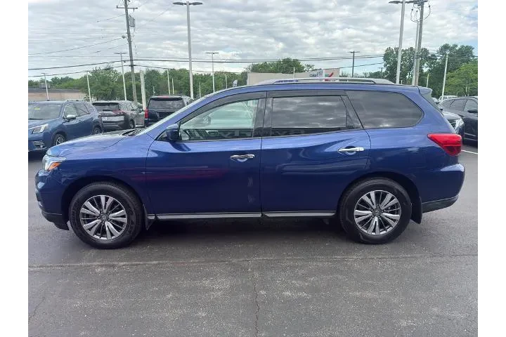 $13995 : Nissan Pathfinder 2020 4x4 S image 5