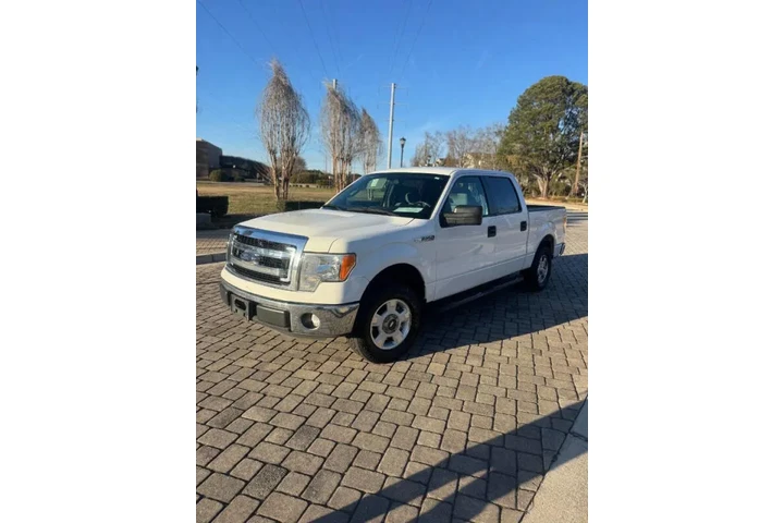 $8000 : 2013 F-150 XL image 2