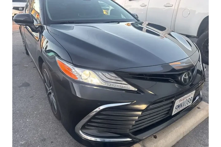 $28150 : Toyota Camry 2023 AWD XLE 4d image 9