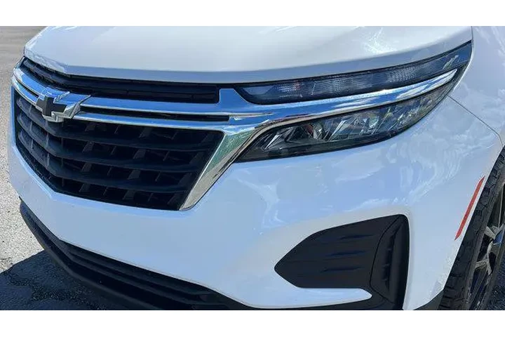 $26984 : Chevrolet Equinox 2024 4x4 L image 9