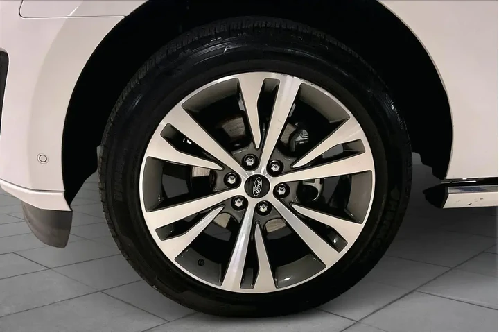 $39333 : Ford Expedition MAX 2020 4x4 image 10