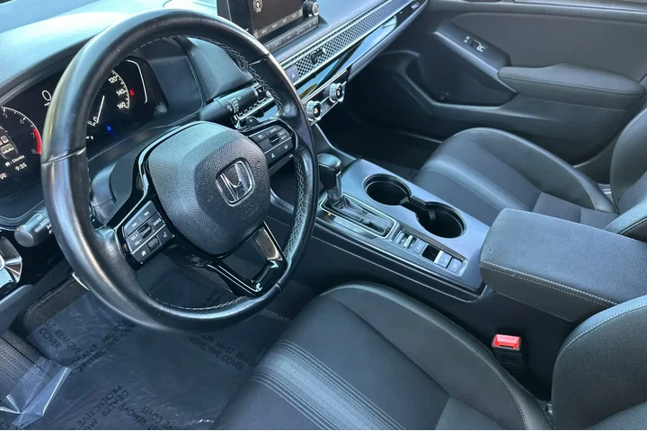 $23786 : Honda Civic 2024 Sport 4dr S image 4
