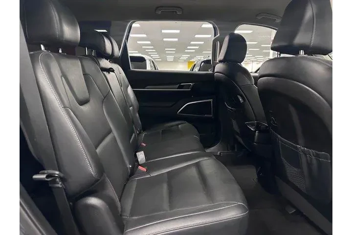 $26876 : Kia Telluride 2022 LX 4dr SU image 3