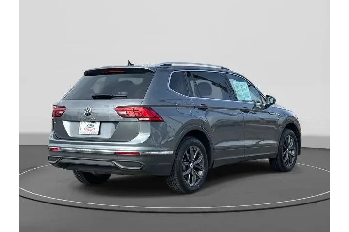 $21000 : Volkswagen Tiguan 2023 SE 4d image 5