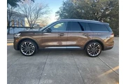 $39980 : Lincoln Aviator 2022 AWD Res thumbnail