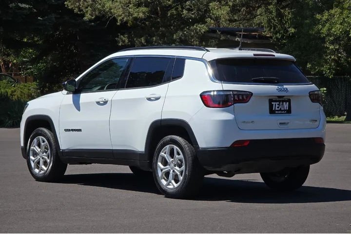 $25425 : Jeep Compass 2024 4x4 Latitu image 6