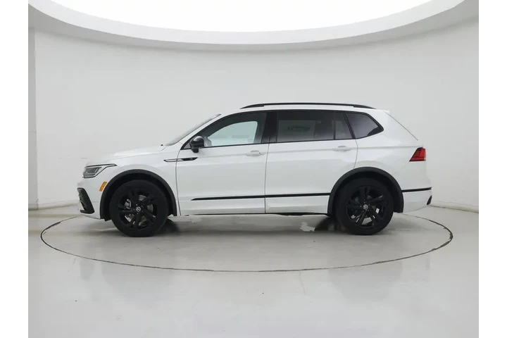 $25998 : Volkswagen Tiguan 2023 SE R- image 3