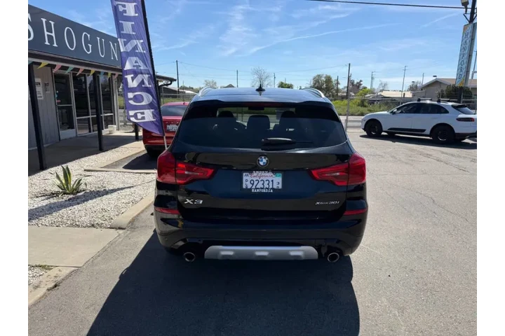 $16995 : 2019 BMW X3 xDrive30i image 4