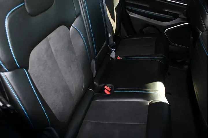 $38160 : Jeep Grand Cherokee 2024 4x4 image 8