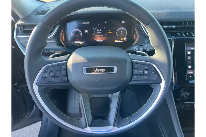 Jeep Grand Cherokee L 2023 4 image 9