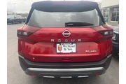 $23964 : Nissan Rogue 2023 AWD SL 4dr thumbnail