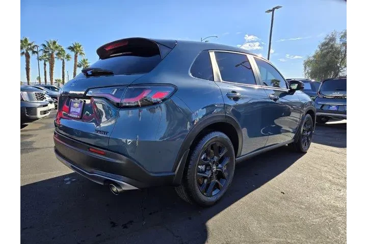 $25991 : Honda HR-V 2023 AWD Sport 4d image 6