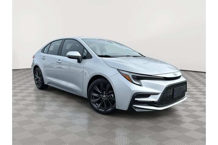 $25000 : Gold Certified 2024 Corolla SE image 1