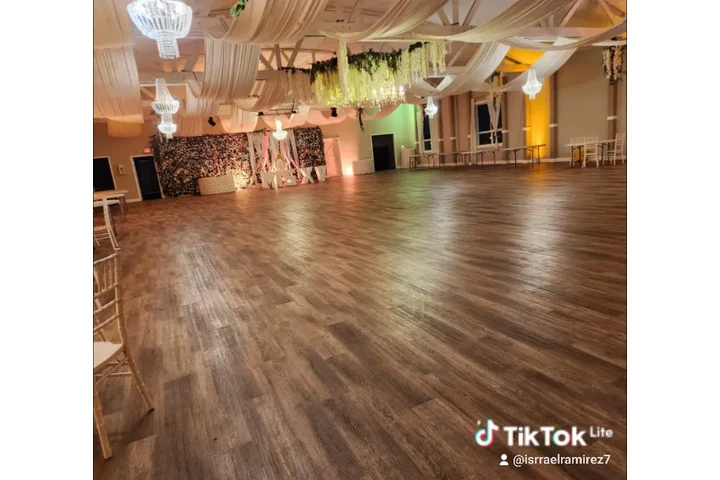Salon de fiesta image 5