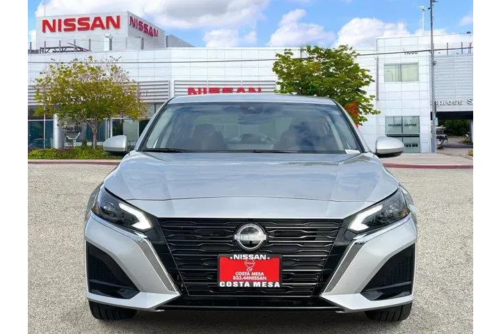 $32835 : Nissan Altima 2025 2.5 SL 4d image 6