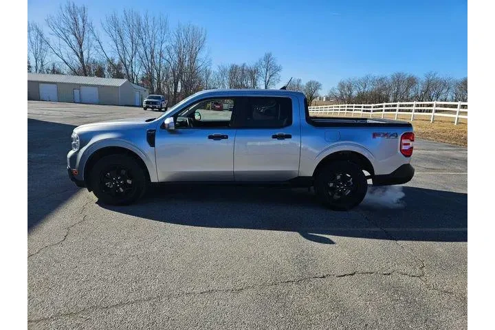 $25500 : Ford Maverick 2023 AWD XL 4d image 8