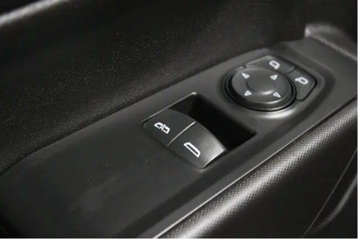 $19914 : Chevrolet Silverado 1500 202 image 4