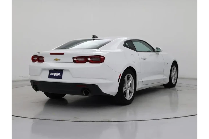 $25998 : Chevrolet Camaro 2023 LT 2dr image 8