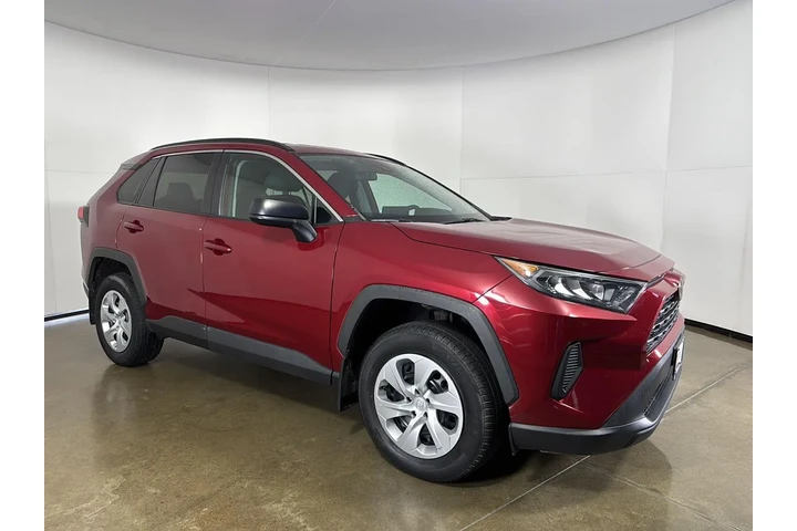 $26183 : Gold Certified 2020 RAV4 LE image 7