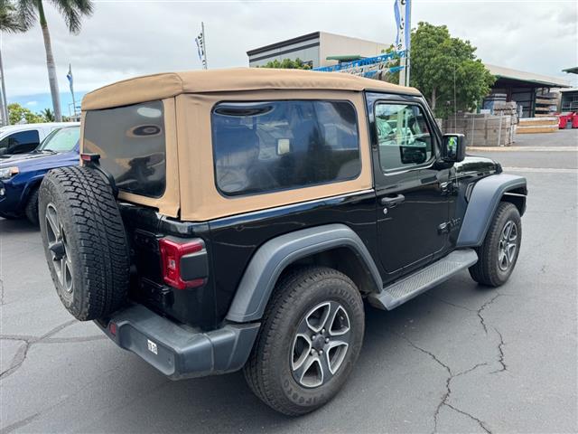 $32995 : 2020 Wrangler image 5