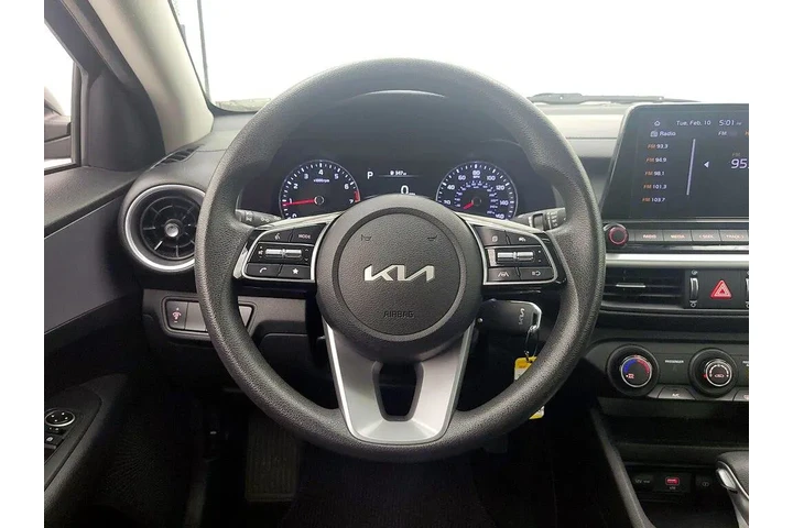 $16998 : Kia Forte 2024 LXS 4dr Sedan image 10