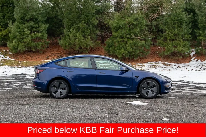 $18695 : Tesla Model 3 2022 4dr Sedan image 10