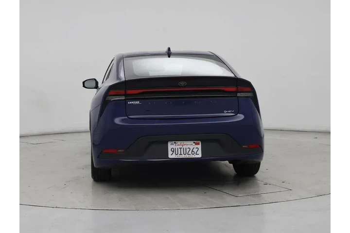 $29998 : Toyota Prius 2025 LE 4dr Hat image 6
