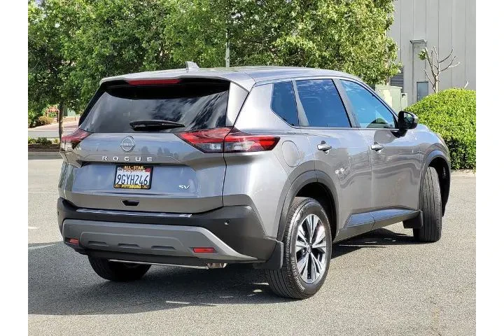 $24900 : Nissan Rogue 2023 SV 4dr Cro image 4